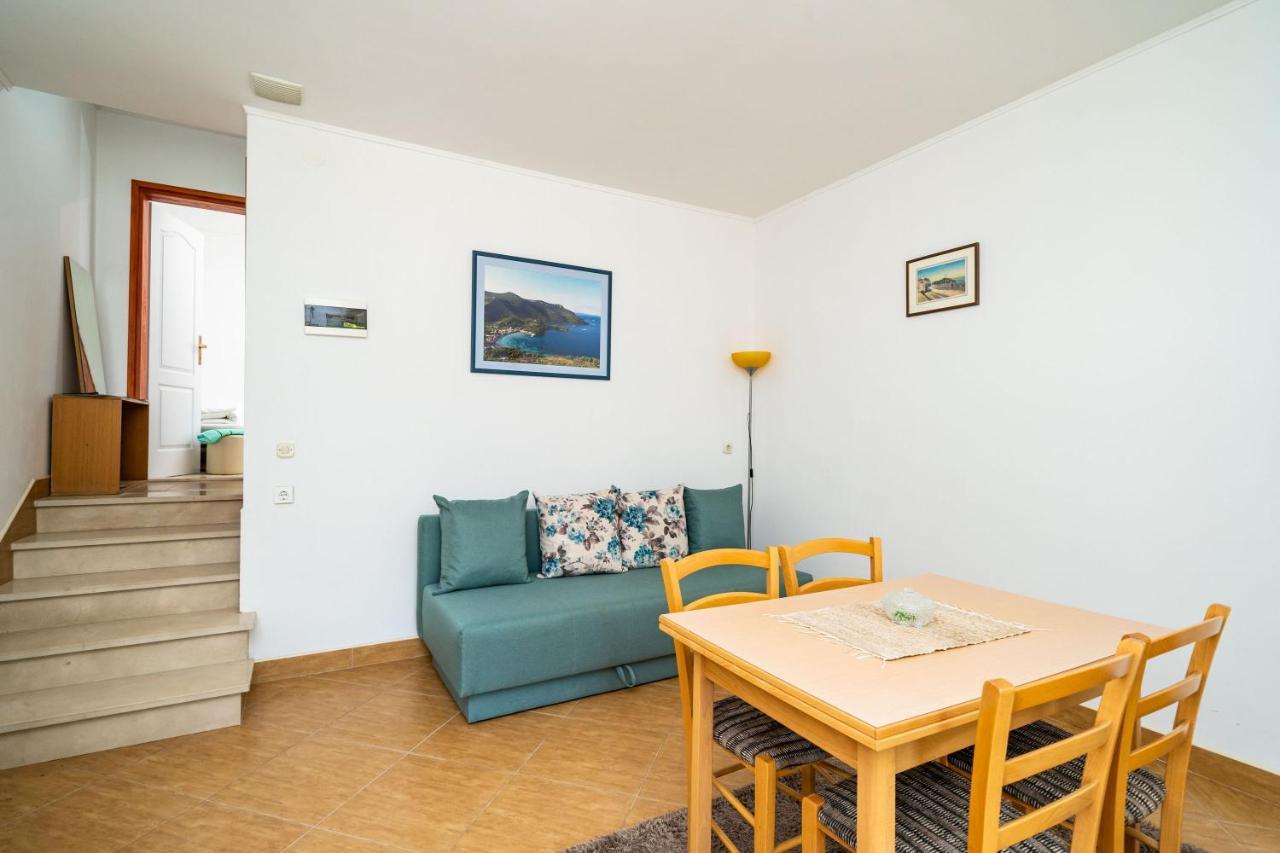 Apartment Zuljana 10233B Bagian luar foto